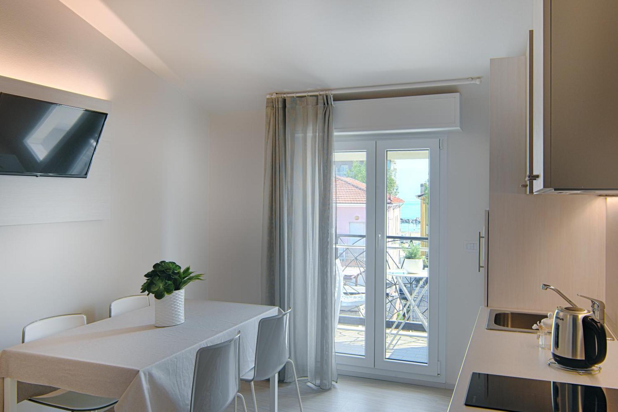 Villa Zavatta "B&B - Rooms & Apartments" Bellaria-Igea Marina Exterior foto