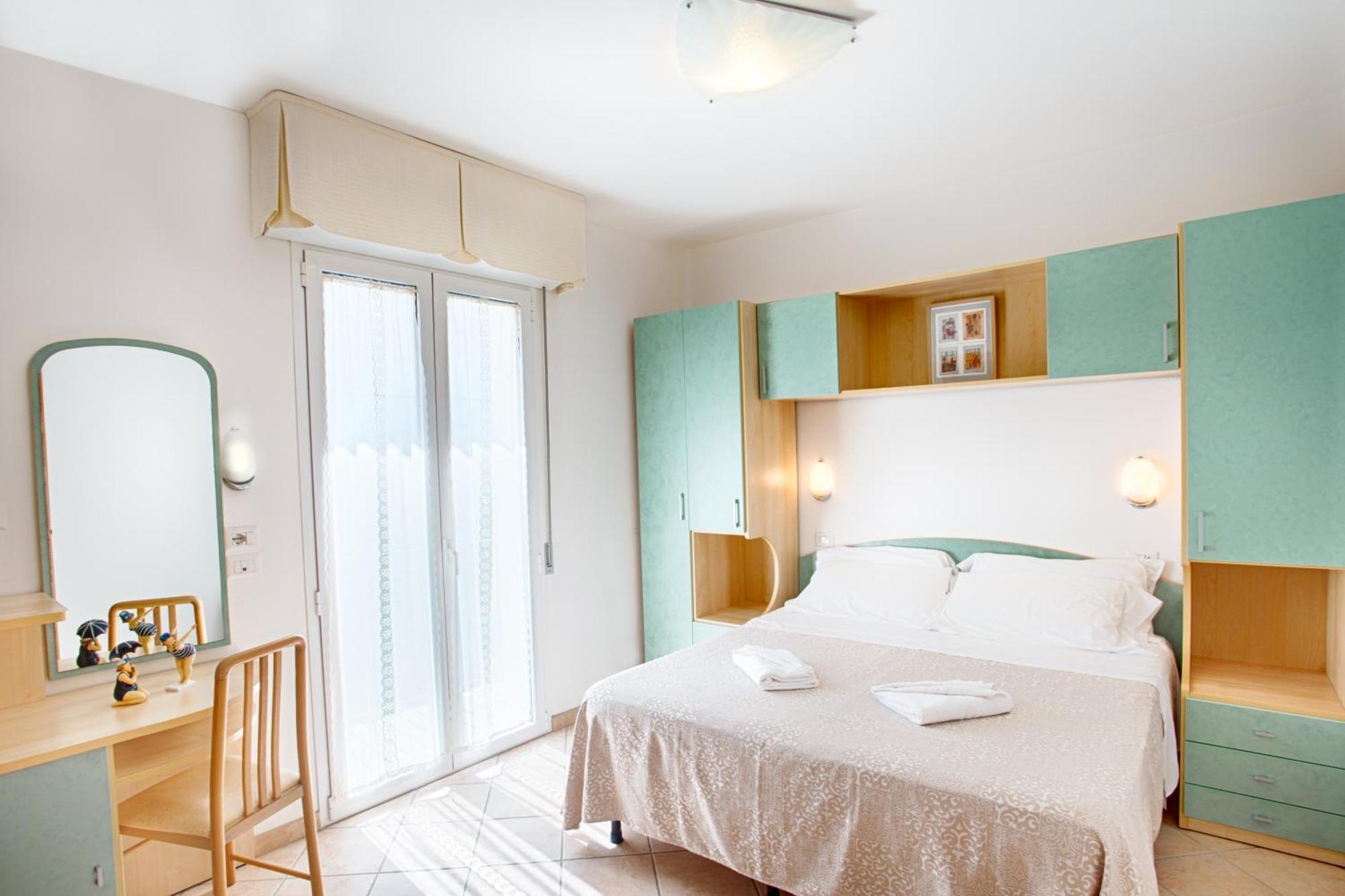 Villa Zavatta "B&B - Rooms & Apartments" Bellaria-Igea Marina Exterior foto